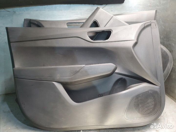 Hyundai Solaris 2 Обшивка двери левой правой