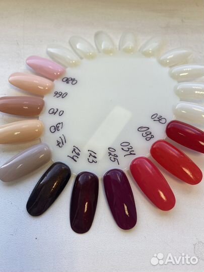 Лак для ногтей emi