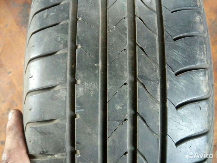 Goodyear EfficientGrip 195/60 R15