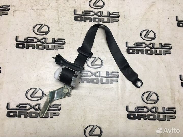 Ремень безопасности задний правый Lexus Nx300H