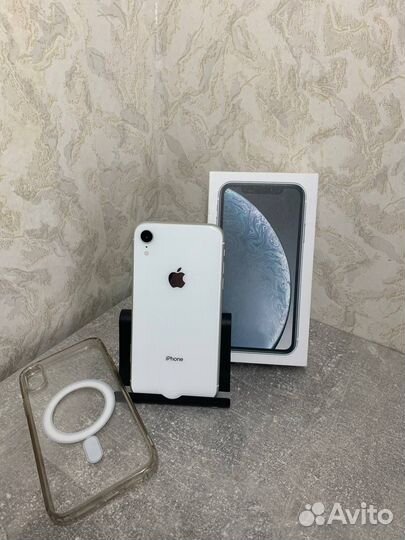 iPhone Xr, 64 ГБ