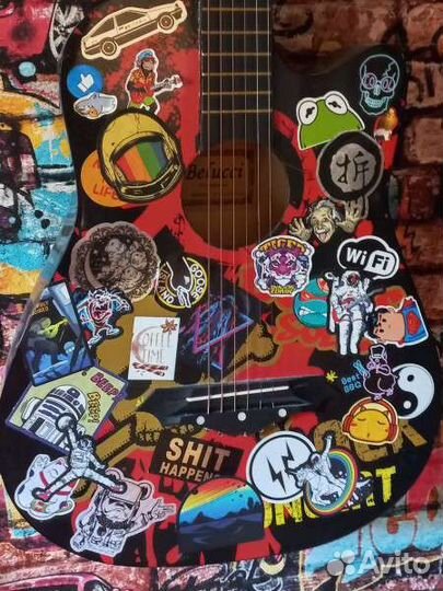 Акустическая гитара