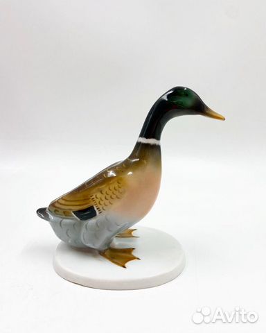 Фаpфоровая статуэтка Селезeнь Lichtе Veb