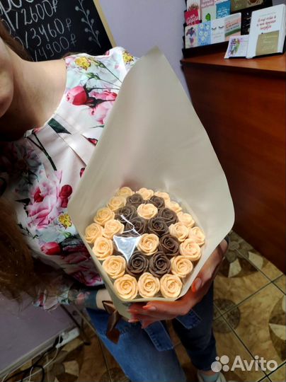 Букет Шоколадных Роз к 8 Марта