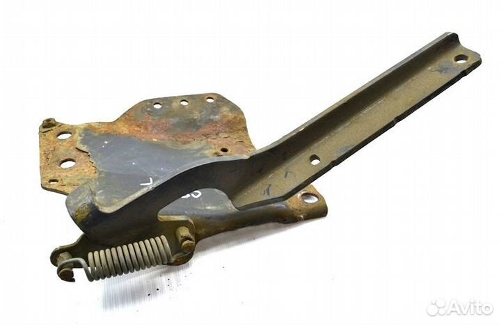 Петля решетки радиатора, левая scania R-series (01