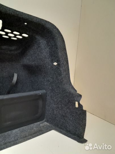 Обшивка багажника Skoda Rapid 2012-2020