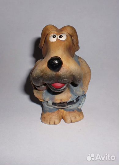 Статуэтка собачка