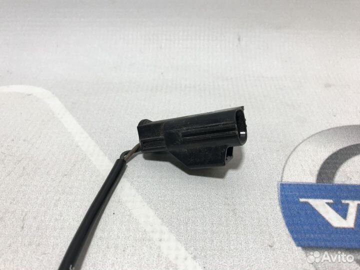 Датчик ABS передний левый Volvo S60 S80 XC70 V70