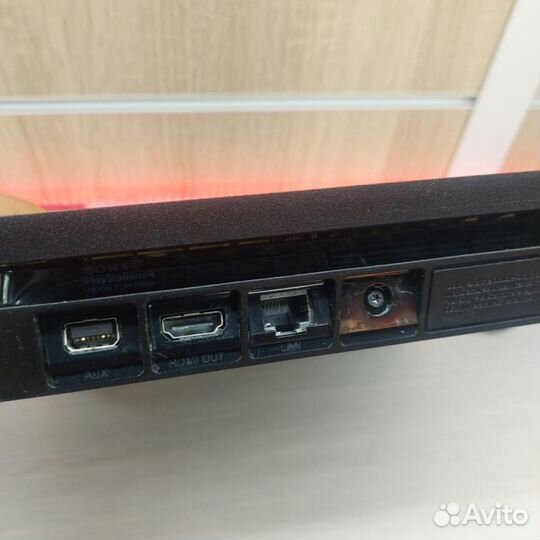 Игровая приставка - PlayStation 4 slim