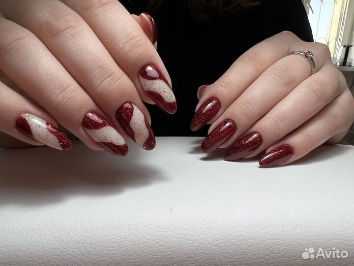 Маникюр и педикюр