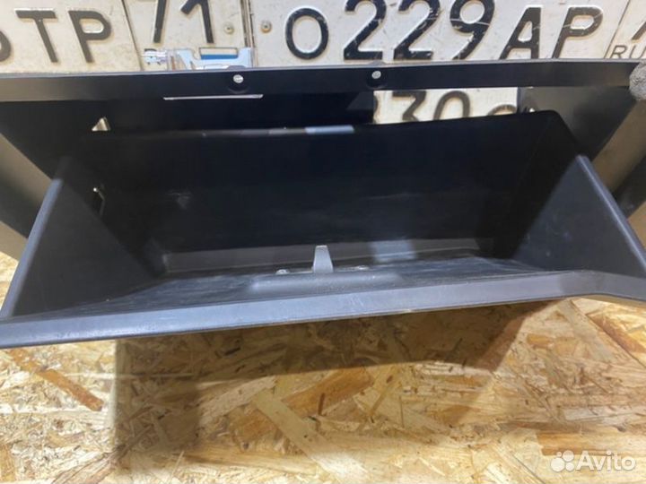 Бардачок Ssangyong Actyon Sports