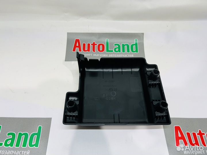 Крышка блока предохранителей Нива с 2019года