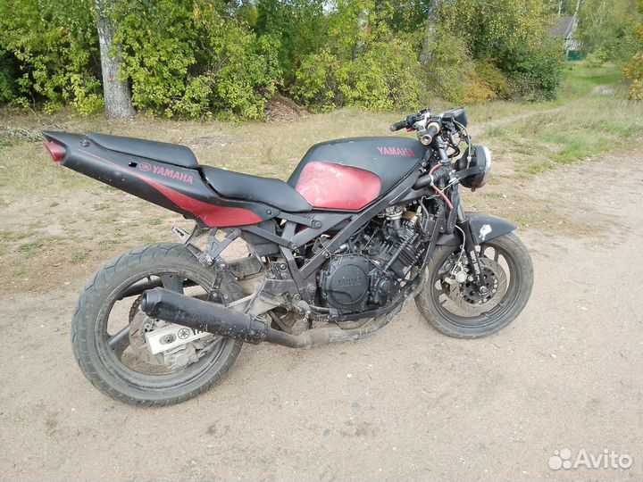 Yamaha Fz 750