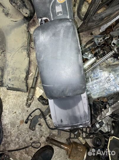 Борода центральная для Citroen C4, B7,11-15