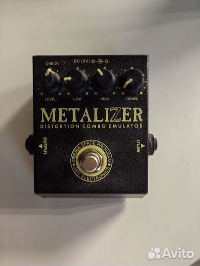 Педаль дисторшн AMT Metalizer