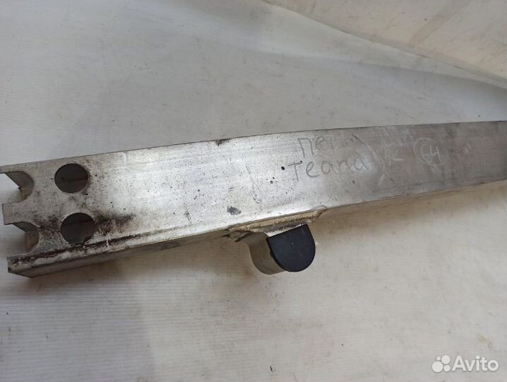 Усилитель бампера передний Nissan Teana J32 VQ25