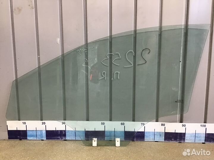 Стекло двери передней правой Kia RIO 2011-2017