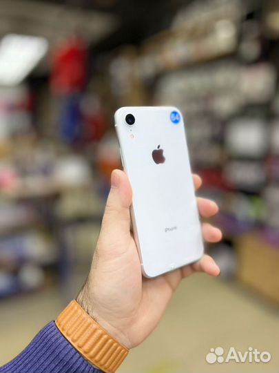 iPhone XR 64Gb White Б/У