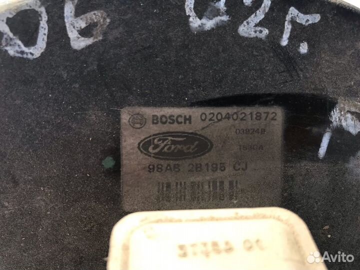 Главный тормозной цилиндр + вакуум Ford Focus 1