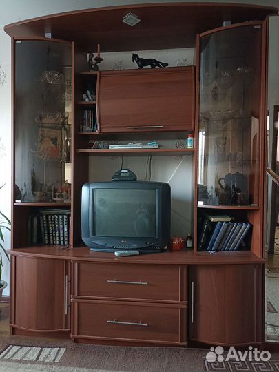 Стенка в гостиную бу