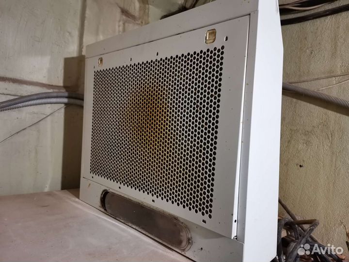 Вытяжка кухонная