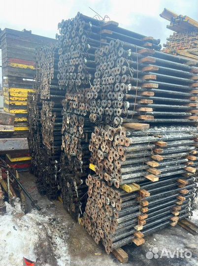 Телескопические стойки опалубки