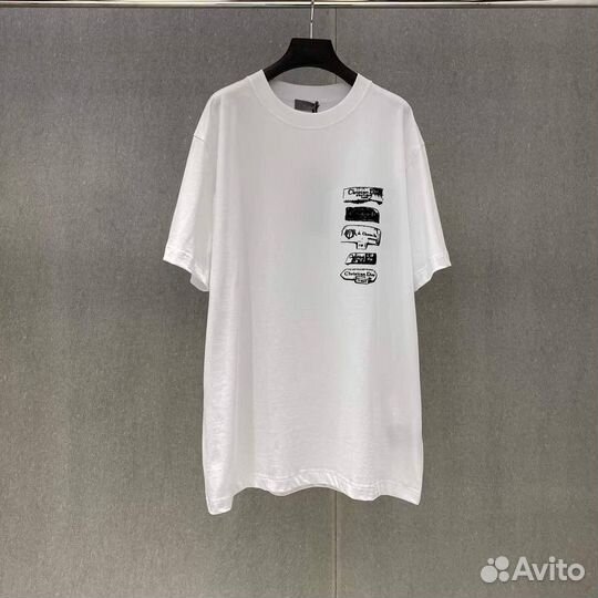 Футболка christian dior