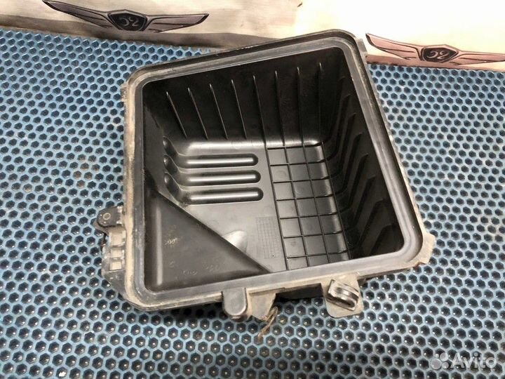 Крышка корпуса воздушного фильтра