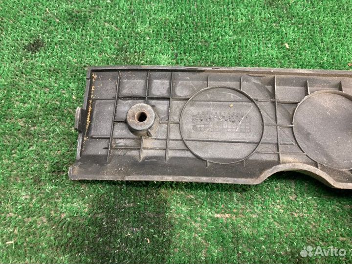 Крышка двигателя декоративная Hyundai Accent 2