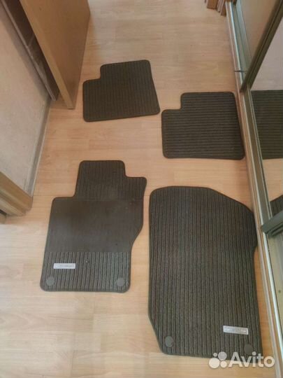 Коврики на GL 164