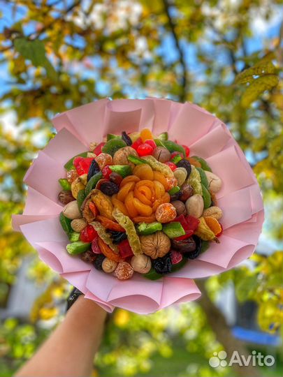 Букет из сухофруктов Орехов подарок