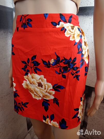 Юбка летняя с цветочным принтом 44 размер