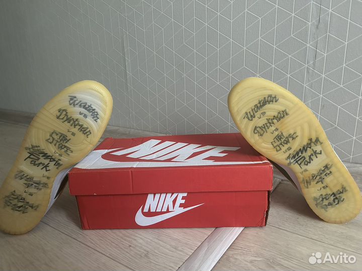 Кроссовки Nike