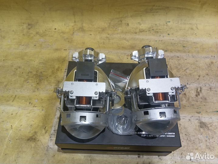 Линзы с фар Toyota Land Cruiser 200