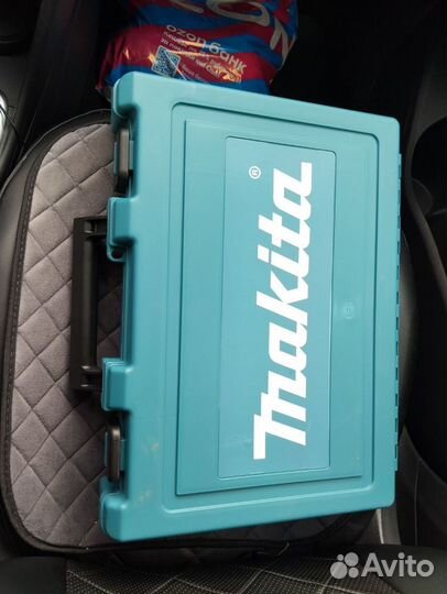 Перфоратор makita HR 2470