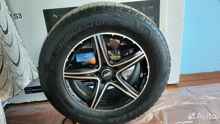 Bridgestone Blizzak Revo1 245/65 R17 108L