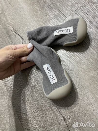 Носки с резиновой подошвой