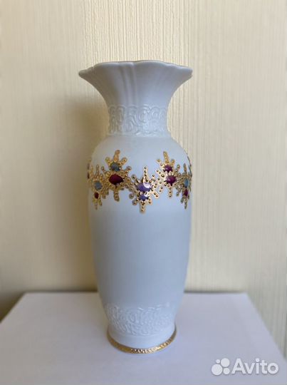 Фарфоровые вазы