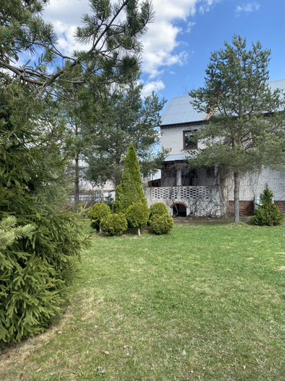 Дом 172 м² на участке 8 сот.