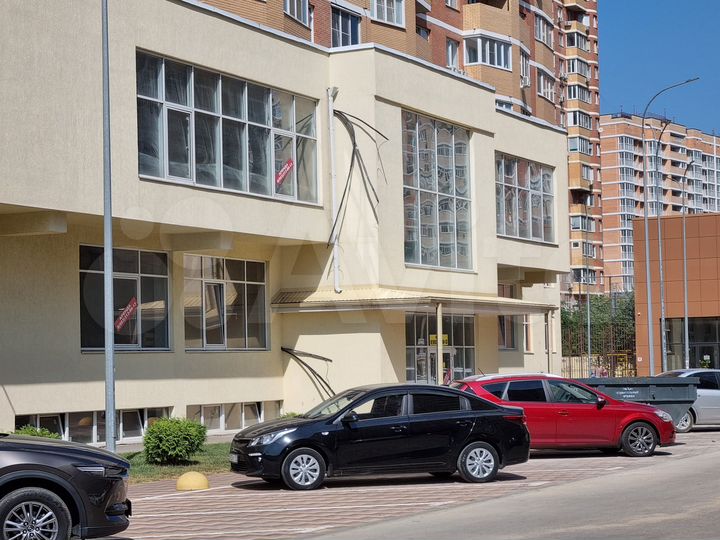 1 этаж с ремонтом на 1-й линии, 147 м2