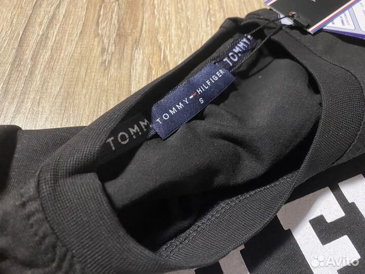 Футболка Tommy Hilfiger