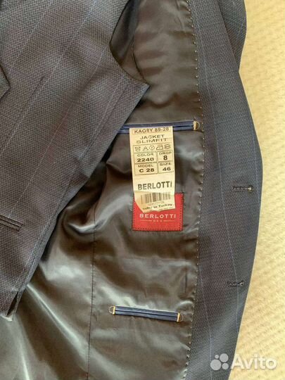 Мужской костюм тройка