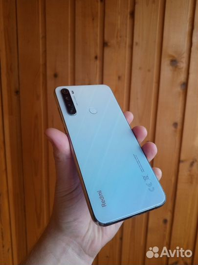 Xiaomi Redmi 8, 3/32 ГБ