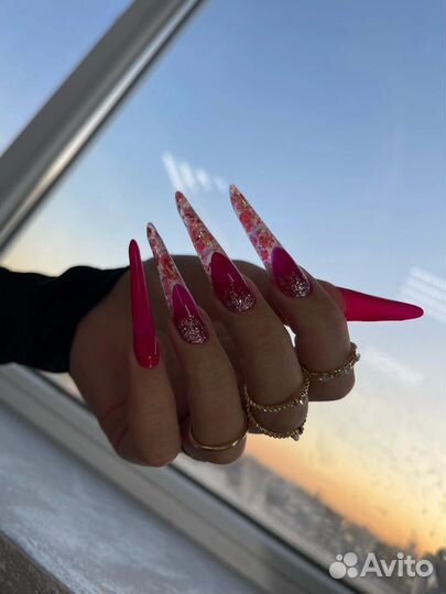 Маникюр/ педикюр