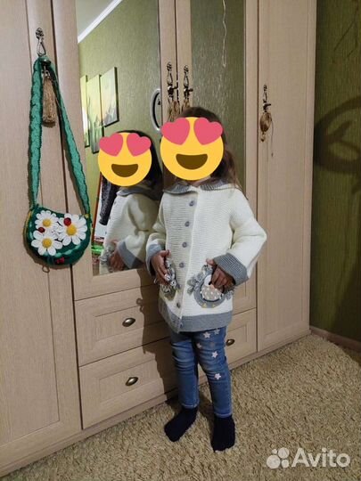 Вязаный кардиган для девочки