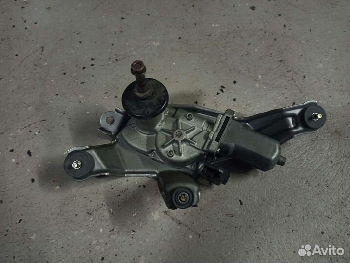 Моторчик заднего дворника Lexus LX570