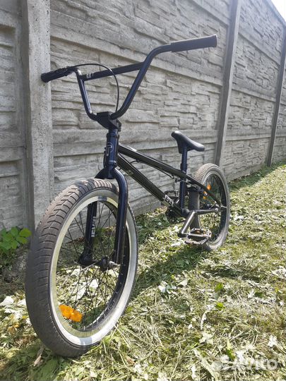 Трюковой велосипед bmx
