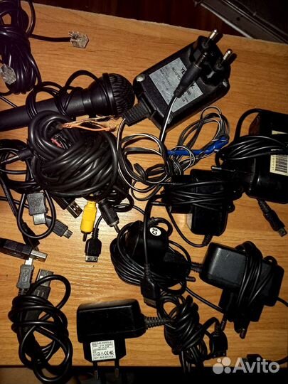 Зарядное устройство для сотового