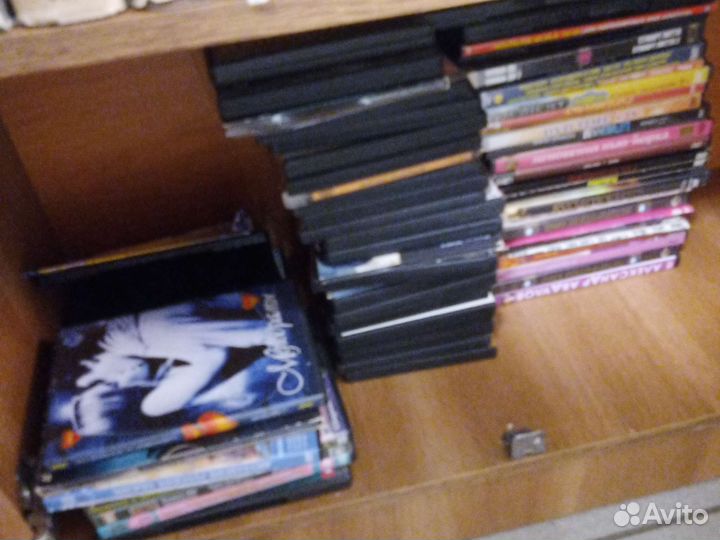 Видео,cd,диски,фильмы,музыкальные