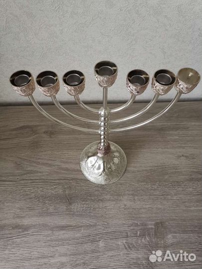 Минора подсвечник